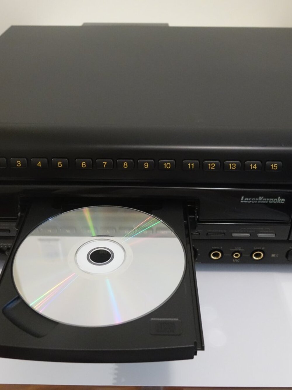 Pioneer CLD-V860 Karaoke CD/CDV/LD Both Sides Play Laser Disc Player - Picture 5 of 15